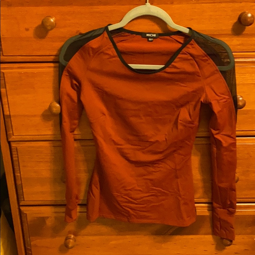 Stretchy shirt
